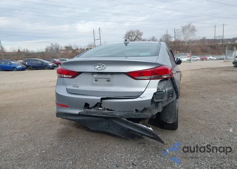 2017 Hyundai Elantra Se z USA, uszkodzony, nr VIN 5NPD84LF4HH049041